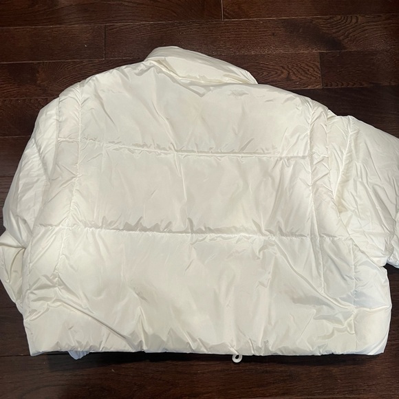 Prada White Cropped Puffer Jacket - Picture 6 of 6